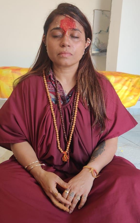 Maa Tribhuvaneshwari Nanda